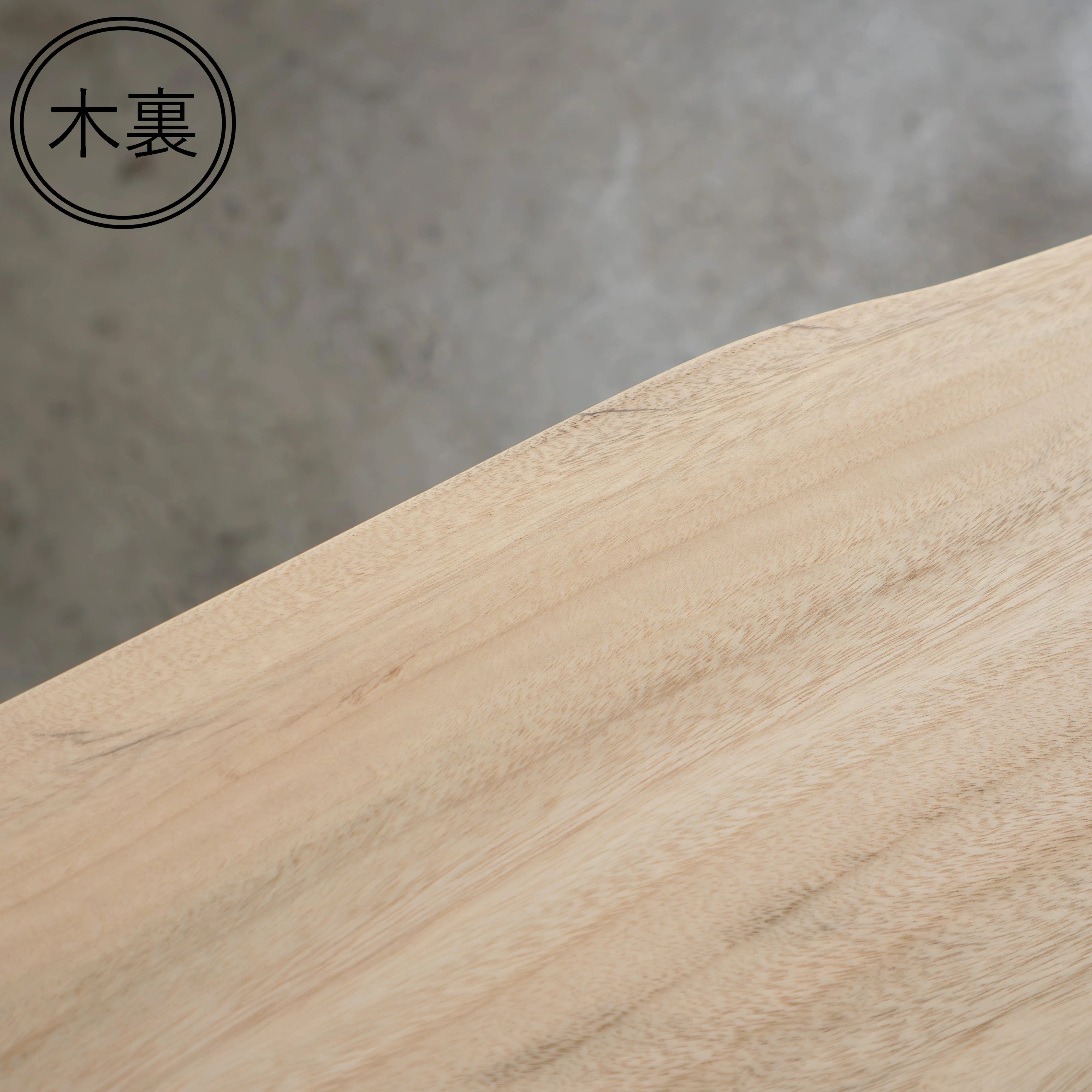 一枚板 クス 41×560~675×1535mm