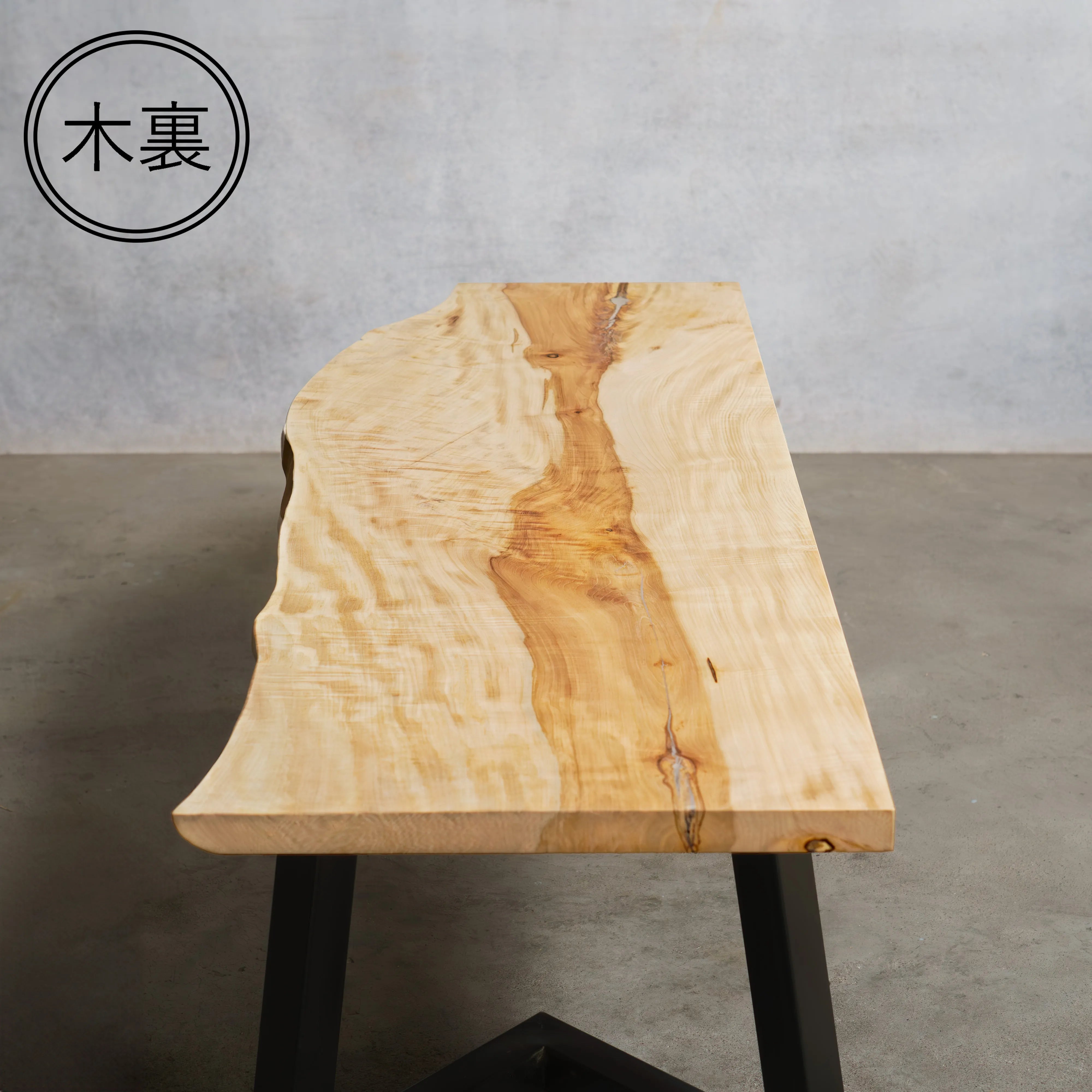 一枚板 トチ 33×350~500×1480mm