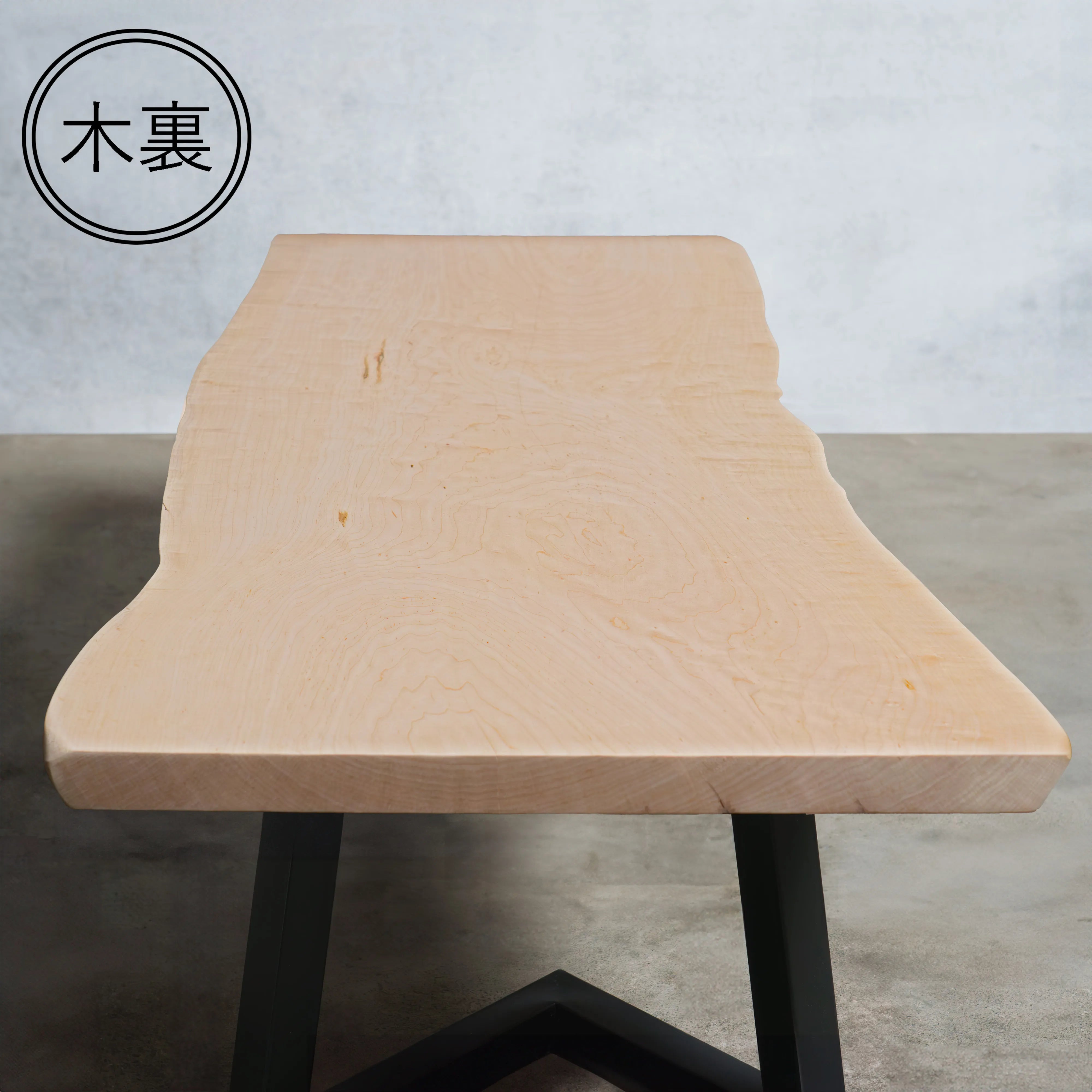一枚板 カエデ 42×555~660×1570mm — 清水材木店 一枚板 カエデ 42×555~660×1570mm — 清水材木店